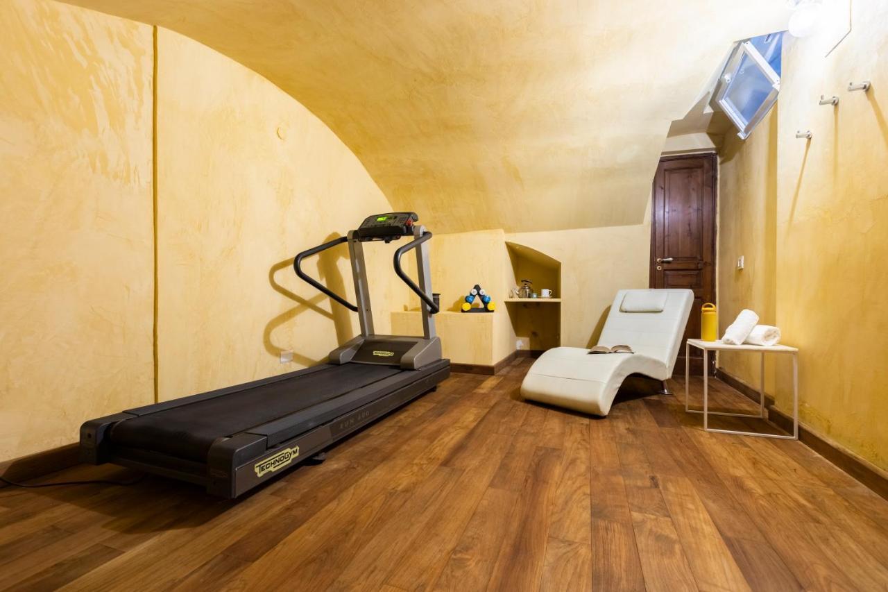 Romac Coronari With Gym, Sauna And Garden Exteriör bild
